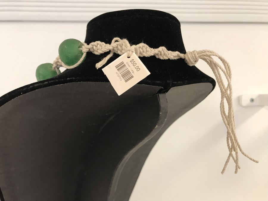 Large Green Glass Beads Necklace Retails $50 [Photo 6]