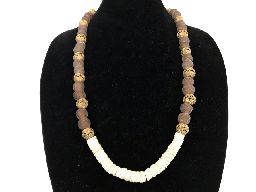 Brown Glass And Brass Beaded Necklace Retails $60 [Photo 3]