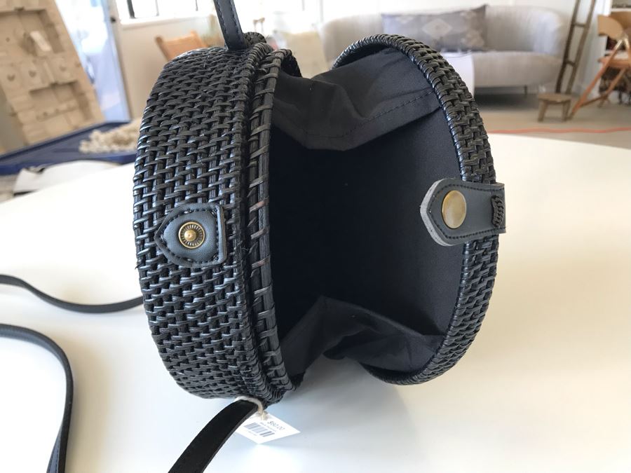 Black Paddington Handbag Retails $60 [Photo 5]