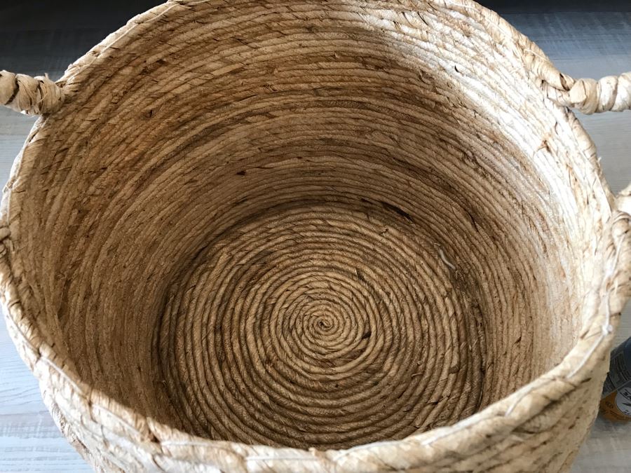 Large Handled Rope Basket 20W X 14H [Photo 4]