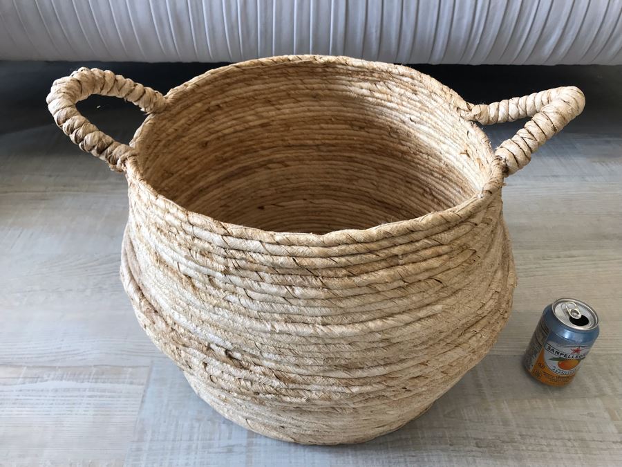 Large Handled Rope Basket 20W X 14H [Photo 3]