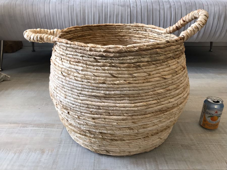 Large Handled Rope Basket 20W X 14H [Photo 1]