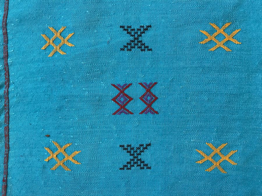 (4) Moroccan Sabra Cactus Silk Pillow Covers Accent Throws Apx 20 X 20 Retails $300 [Photo 7]