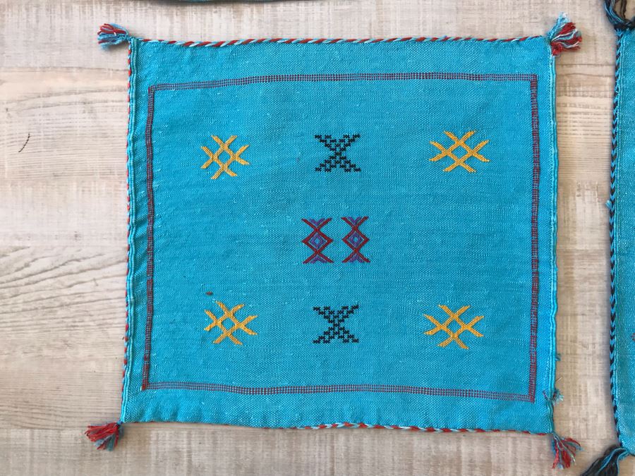 (4) Moroccan Sabra Cactus Silk Pillow Covers Accent Throws Apx 20 X 20 Retails $300 [Photo 3]