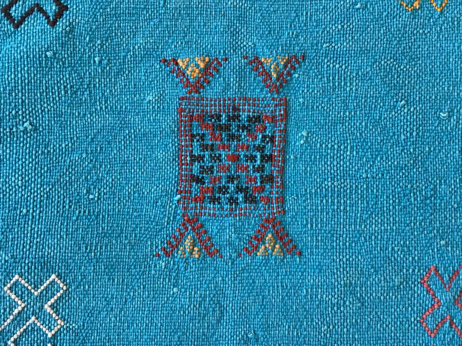 (4) Moroccan Sabra Cactus Silk Pillow Covers Accent Throws Apx 20 X 20 Retails $300 [Photo 8]