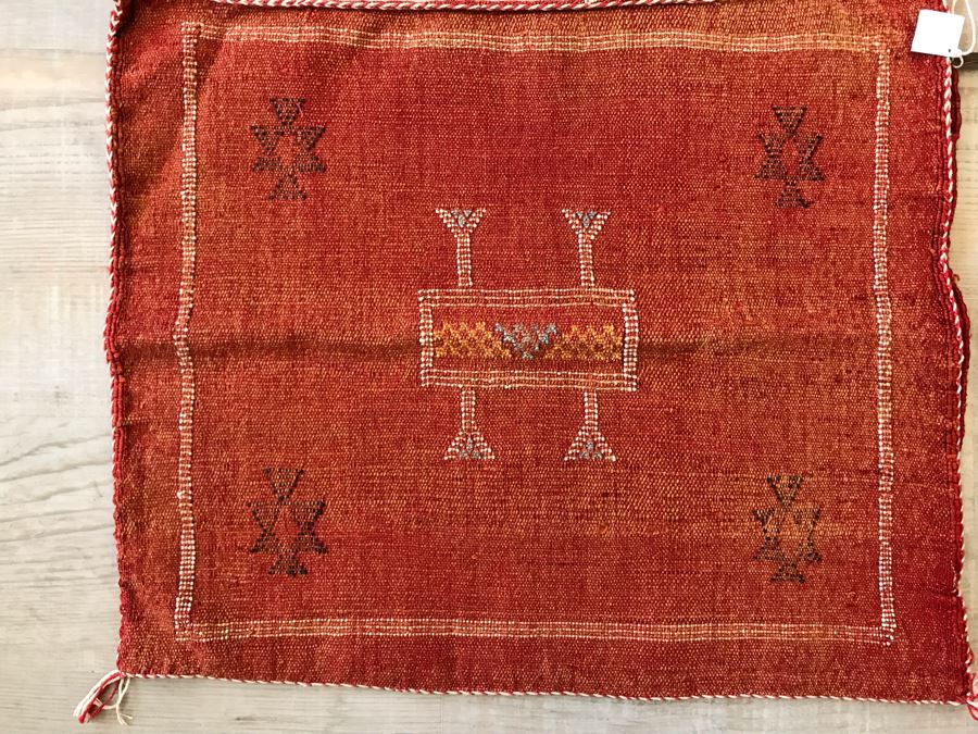 (4) Moroccan Sabra Cactus Silk Pillow Covers Accent Throws Apx 20 X 20 Retails $300 [Photo 2]