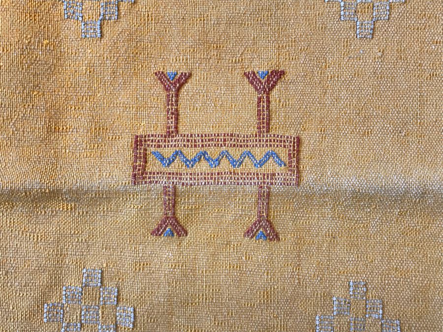 (4) Moroccan Sabra Cactus Silk Pillow Covers Accent Throws Apx 20 X 20 Retails $300 [Photo 7]