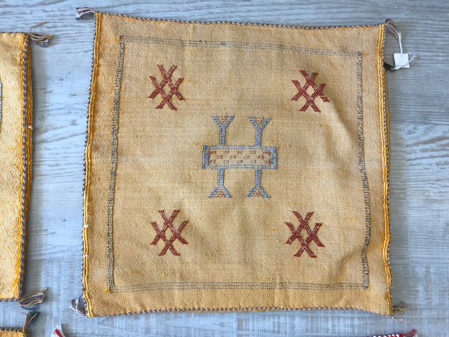 (4) Moroccan Sabra Cactus Silk Pillow Covers Accent Throws Apx 20 X 20 Retails $300 [Photo 4]