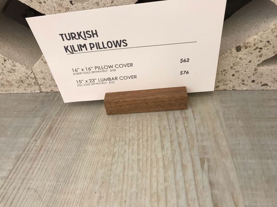 Set Of (4) Turkish Kilim Pillow Covers 16 X 16 Retails $248 [Photo 9]