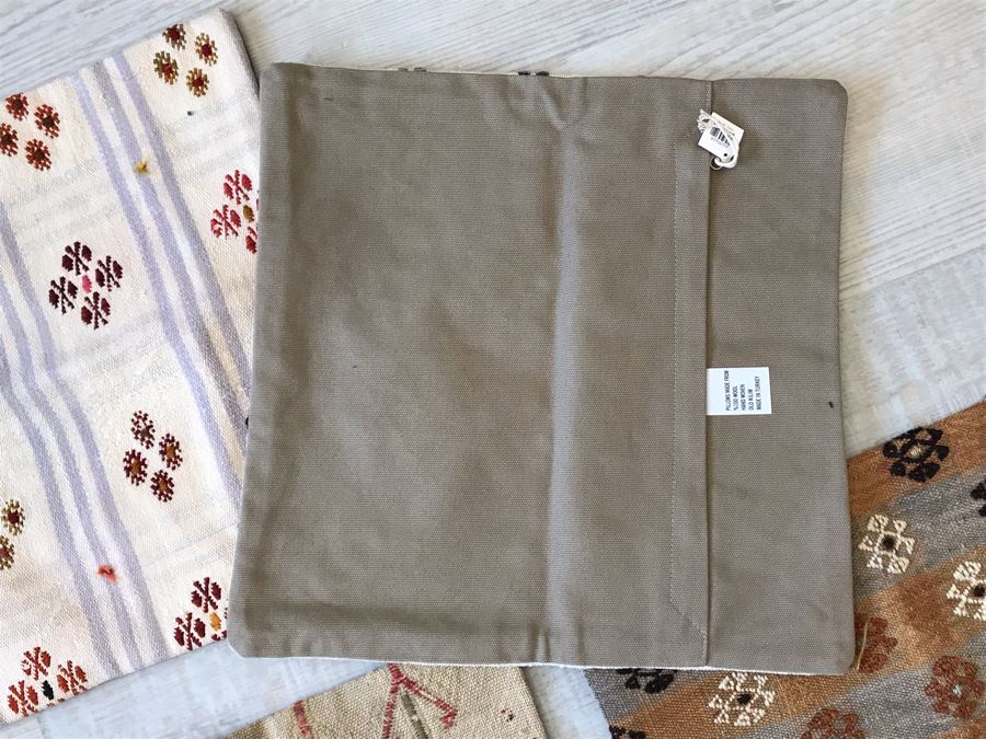 Set Of (4) Turkish Kilim Pillow Covers 16 X 16 Retails $248 [Photo 8]