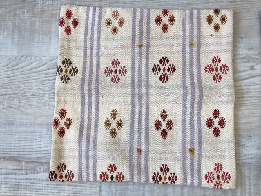 Set Of (4) Turkish Kilim Pillow Covers 16 X 16 Retails $248 [Photo 5]