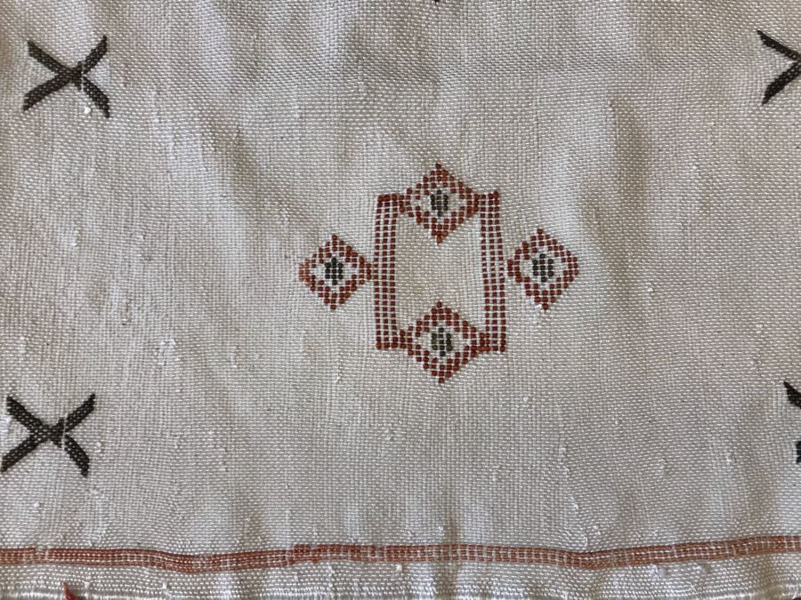 (4) Moroccan Sabra Cactus Silk Pillow Covers Accent Throws Apx 20 X 20 Retails $300 [Photo 7]