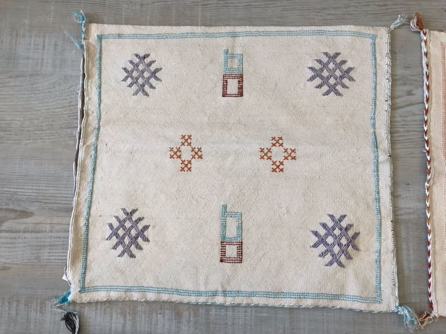 (4) Moroccan Sabra Cactus Silk Pillow Covers Accent Throws Apx 20 X 20 Retails $300 [Photo 5]