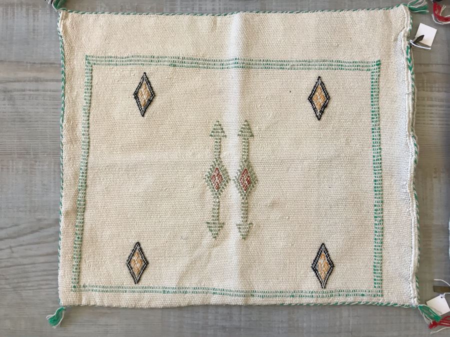 (4) Moroccan Sabra Cactus Silk Pillow Covers Accent Throws Apx 20 X 20 Retails $300 [Photo 3]