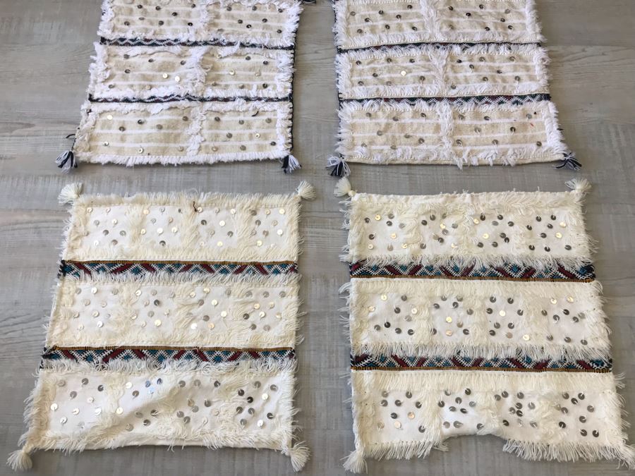 (4) Pillow Covers Accent Throws Apx 20 X 20 [Photo 2]