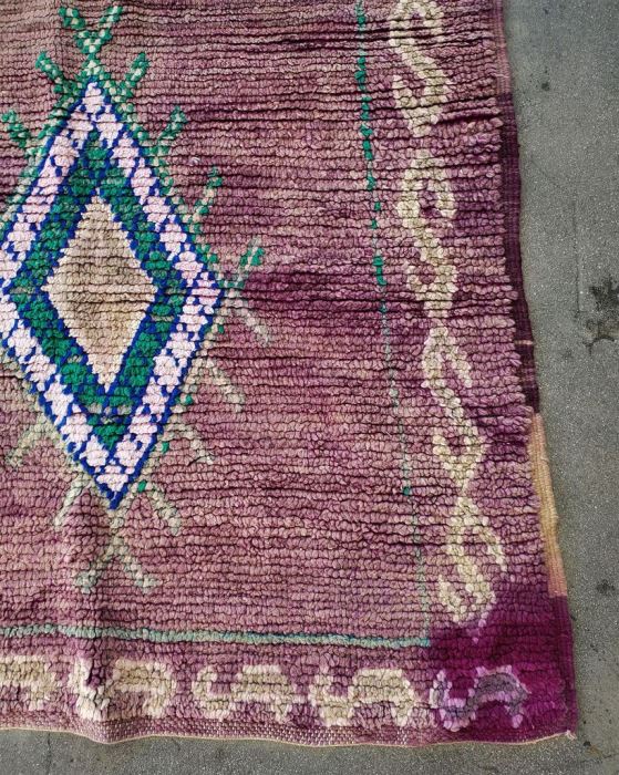 VIOLETTE Vintage Moroccan Rug 73.5' X 142' Retails $2,550 [Photo 4]