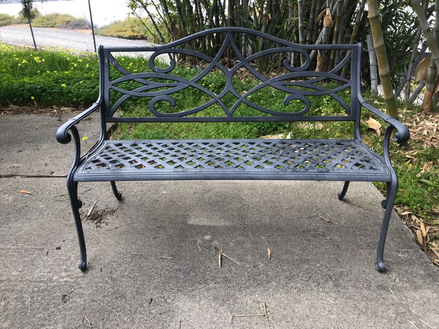Outdoor Metal Bench [Photo 1]