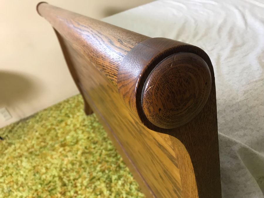 Stunning Tiger Oak Queen Size Sleigh Bed 57W X 80L X 54H (Does Not Include Mattress) [Photo 6]