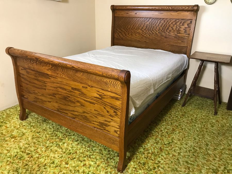 Stunning Tiger Oak Queen Size Sleigh Bed 57W X 80L X 54H (Does Not Include Mattress) [Photo 5]