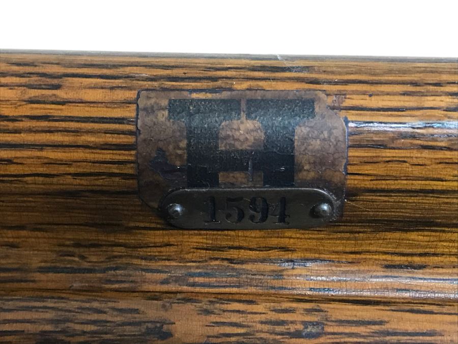 Striking Globe Wernicke Antique Tiger Oak Sectional Bookcase With (5) Bookcases, Base And Top 34W X 12D X 79H (Photo Shows Front / Side View) [Photo 25]