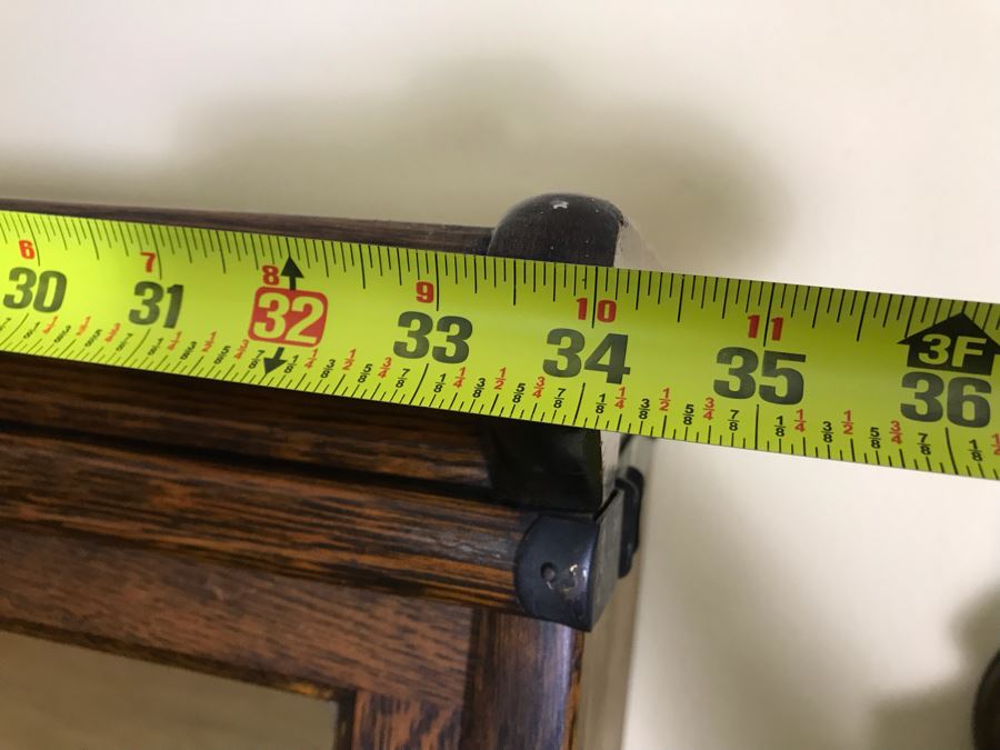 Striking Globe Wernicke Antique Tiger Oak Sectional Bookcase With (5) Bookcases, Base And Top 34W X 12D X 79H (Photo Shows Front / Side View) [Photo 27]