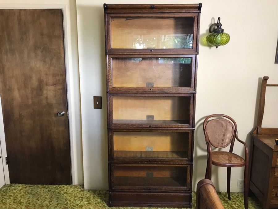 Striking Globe Wernicke Antique Tiger Oak Sectional Bookcase With (5) Bookcases, Base And Top 34W X 12D X 79H (Photo Shows Front / Side View) [Photo 6]