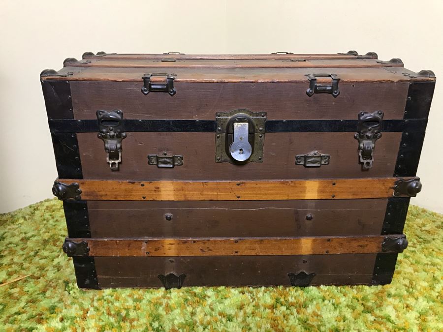 Large Antique Steamer Trunk 31W X 18D X 20H [Photo 10]