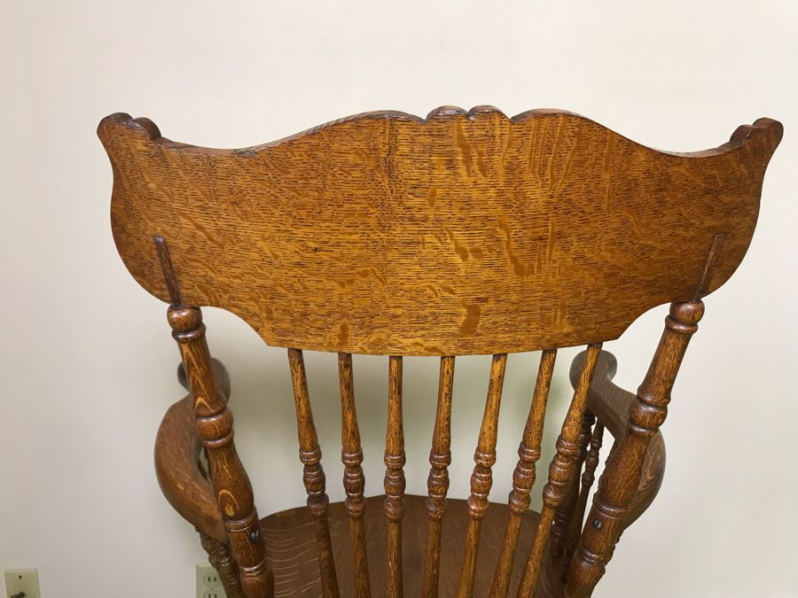 Antique Tiger Oak Rocking Chair 28W X 31D X 40H [Photo 10]