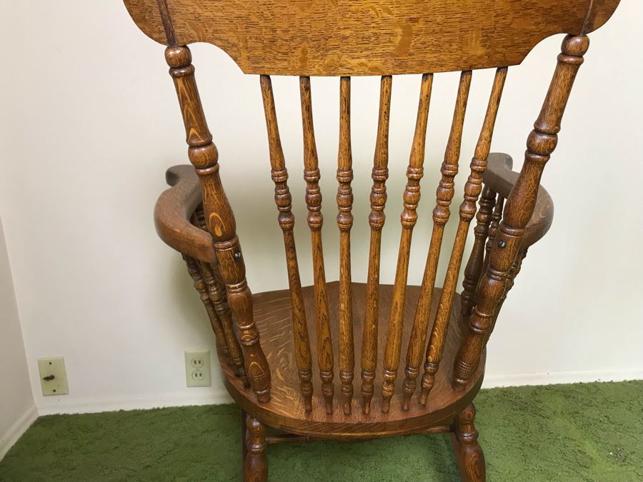 Antique Tiger Oak Rocking Chair 28W X 31D X 40H [Photo 11]