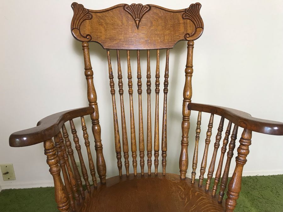 Antique Tiger Oak Rocking Chair 28W X 31D X 40H [Photo 5]