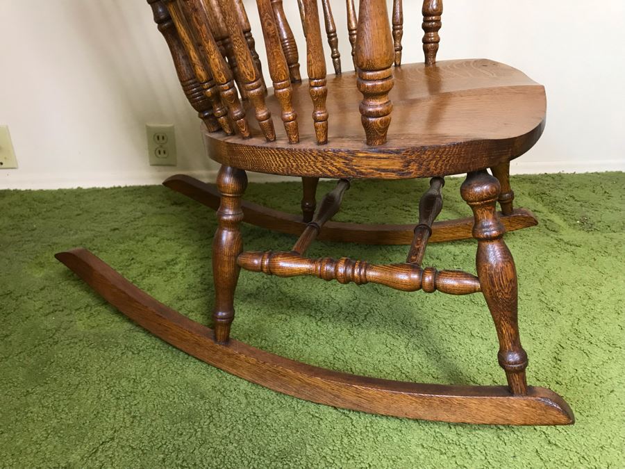 Antique Tiger Oak Rocking Chair 28W X 31D X 40H [Photo 8]
