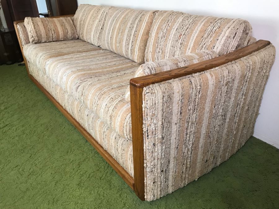 Vintage 1982 Oak Upholstered Sofa Like New [Photo 6]