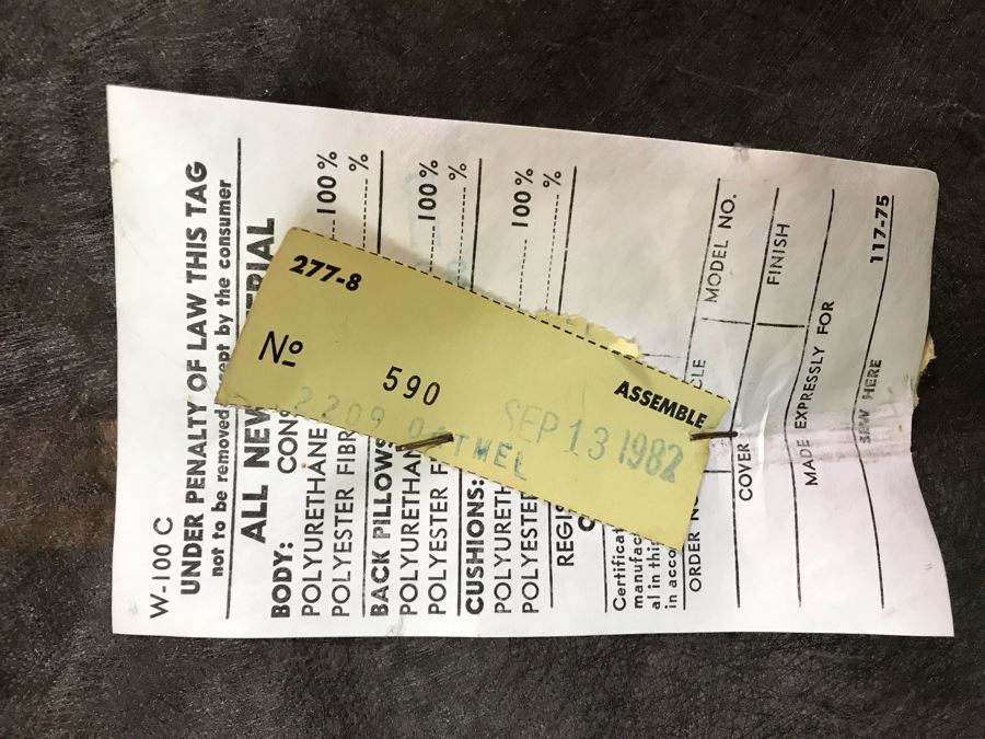 Vintage 1982 Oak Upholstered Sofa Like New [Photo 14]