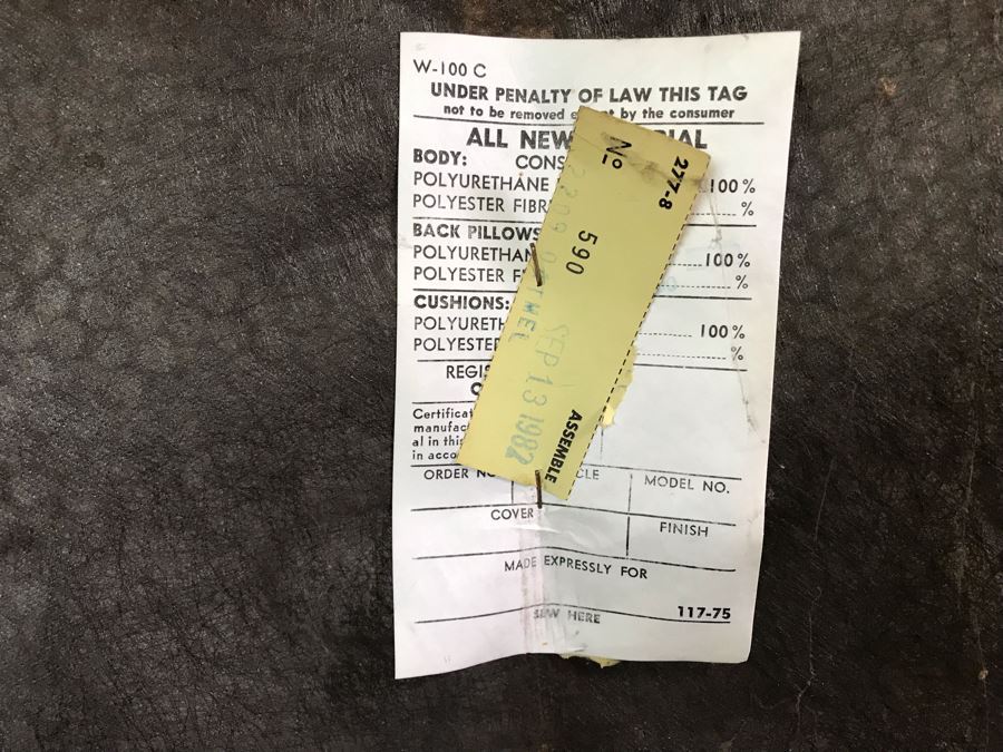 Vintage 1982 Oak Upholstered Sofa Like New [Photo 13]