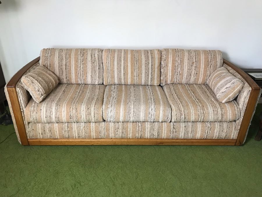 Vintage 1982 Oak Upholstered Sofa Like New [Photo 3]