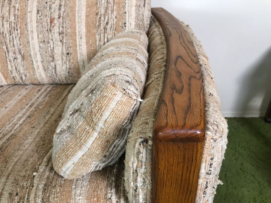 Vintage 1982 Oak Upholstered Sofa Like New [Photo 8]