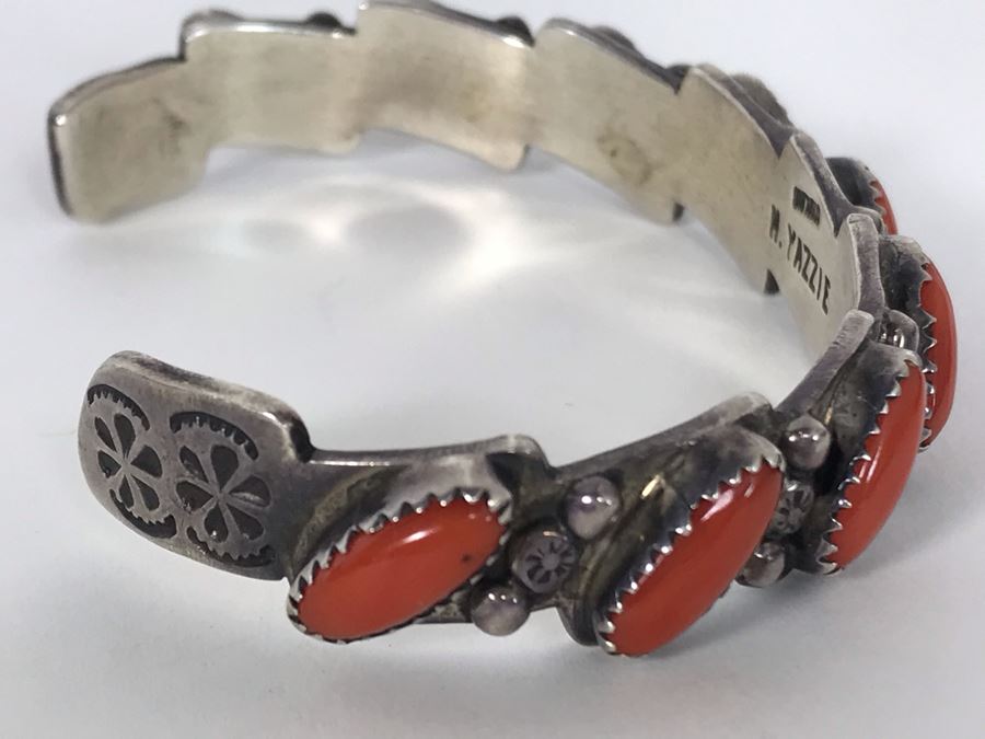 Signed M. Yazzie Sterling Silver Coral Cuff Bracelet 28.4g [Photo 9]