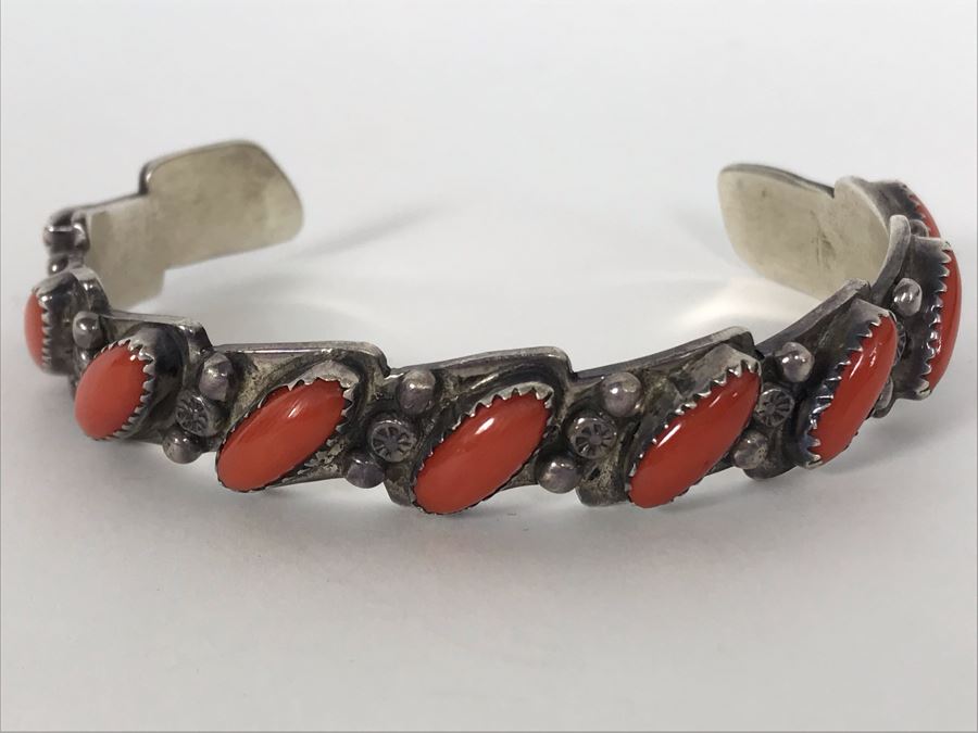 Signed M. Yazzie Sterling Silver Coral Cuff Bracelet 28.4g [Photo 3]