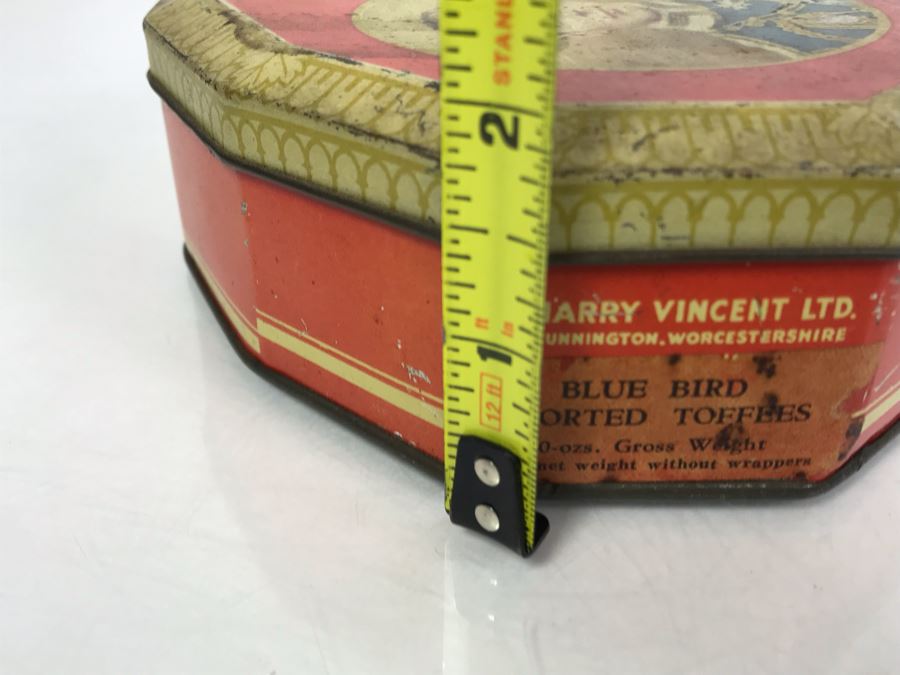 Pair Of Vintage English Tins [Photo 14]