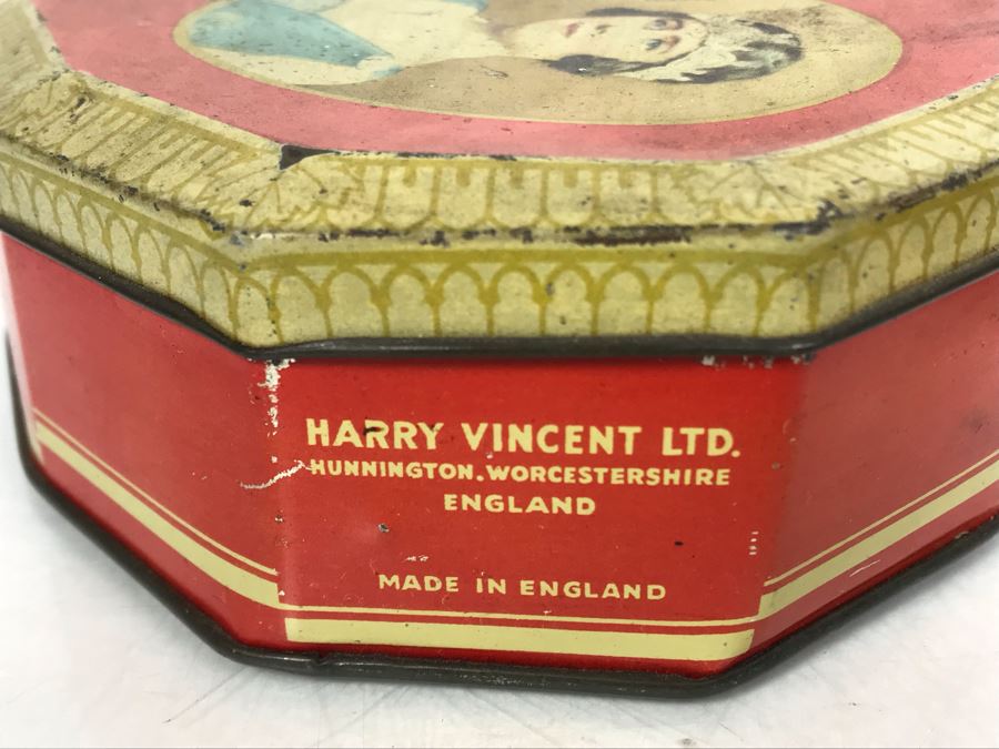 Pair Of Vintage English Tins [Photo 7]