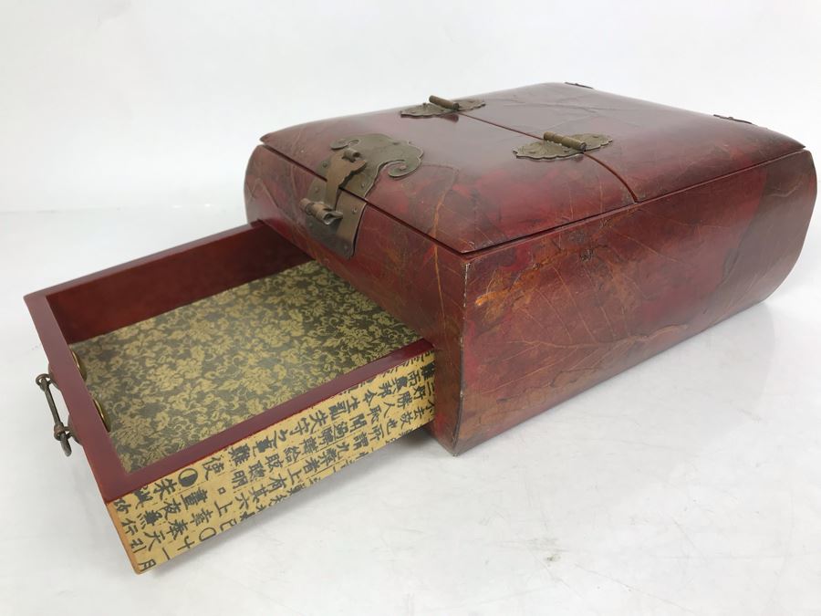 Vintage Asian Wooden Lacquer Jewelry Storage Travel Box With Real Inlaid Lacquer Leaves And Hinged Stand Up Mirror With Drawer Brass Hardware 9W X 10.5D X 4.5H - See Photos [Photo 21]