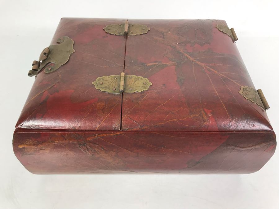 Vintage Asian Wooden Lacquer Jewelry Storage Travel Box With Real Inlaid Lacquer Leaves And Hinged Stand Up Mirror With Drawer Brass Hardware 9W X 10.5D X 4.5H - See Photos [Photo 18]