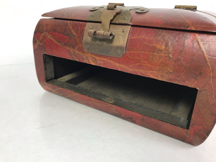 Vintage Asian Wooden Lacquer Jewelry Storage Travel Box With Real Inlaid Lacquer Leaves And Hinged Stand Up Mirror With Drawer Brass Hardware 9W X 10.5D X 4.5H - See Photos [Photo 27]