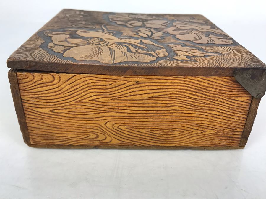 Antique Signed HDKFS Pyrography Burnt Wooden Hankie Box With Vintage Handkerchiefs Flemish Art 6W X 6D X 2H [Photo 8]