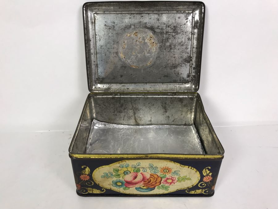 Pair Of Vintage English Tins [Photo 18]