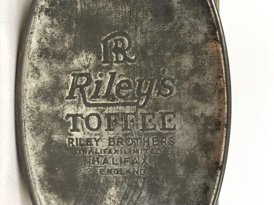 Pair Of Vintage English Tins [Photo 11]