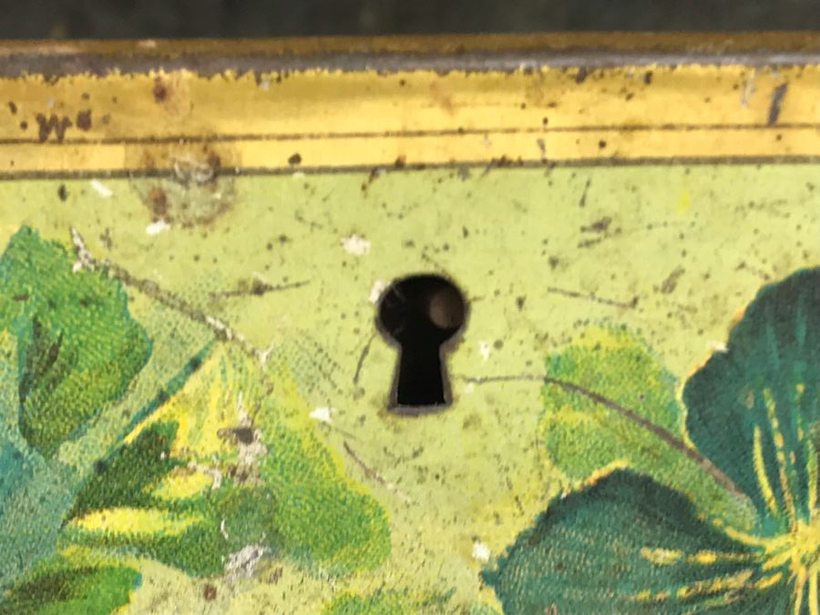 Pair Of Vintage English Tins [Photo 9]