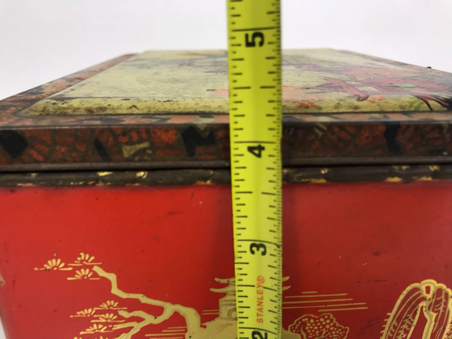 Pair Of Vintage English Tins [Photo 23]