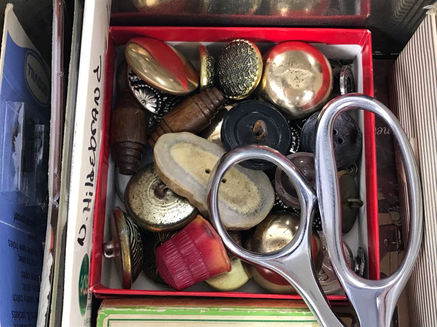  Vintage Tin Filled With Sewing Supplies And Old Buttons 9W X 4.5H [Photo 5]