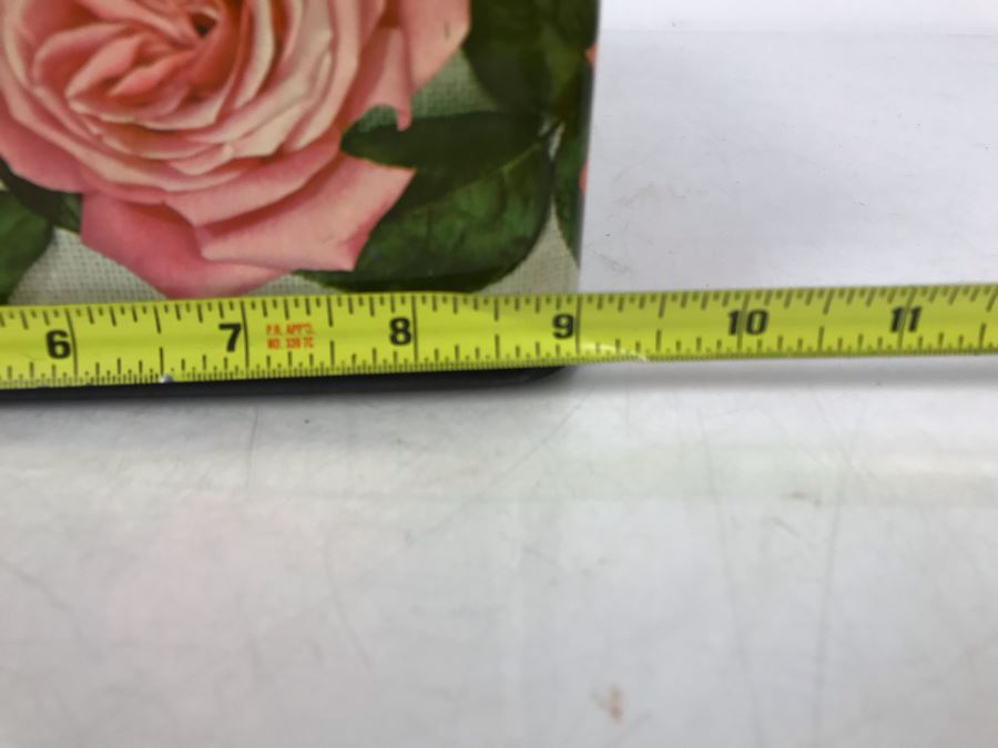  Vintage Tin Filled With Sewing Supplies And Old Buttons 9W X 4.5H [Photo 12]